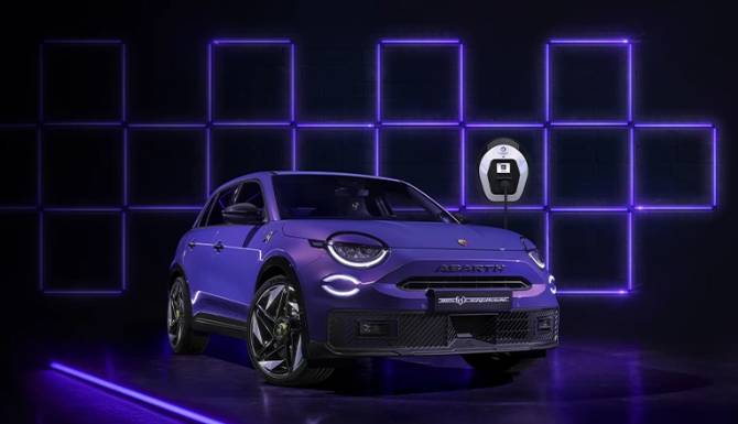 ABARTH 600E ON CHARGE IN PURPLE