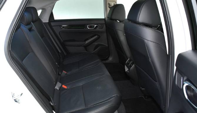 All-New Civic Hybrid Interior