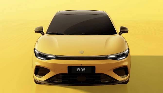 Leapmotor Unveils Sporty B05 Electric Hatchback at Munich Show