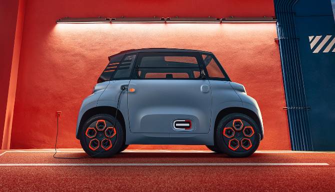 Citroen Ami Charging