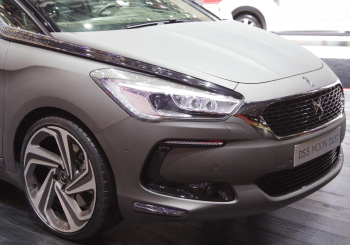 Citroen launches New Premium DS5