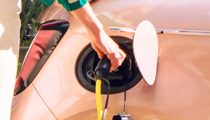 FIAT 500 CHARGING PORT