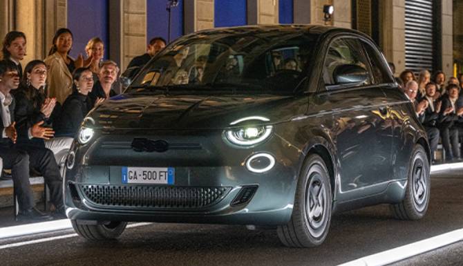 fiat 500 e aramni