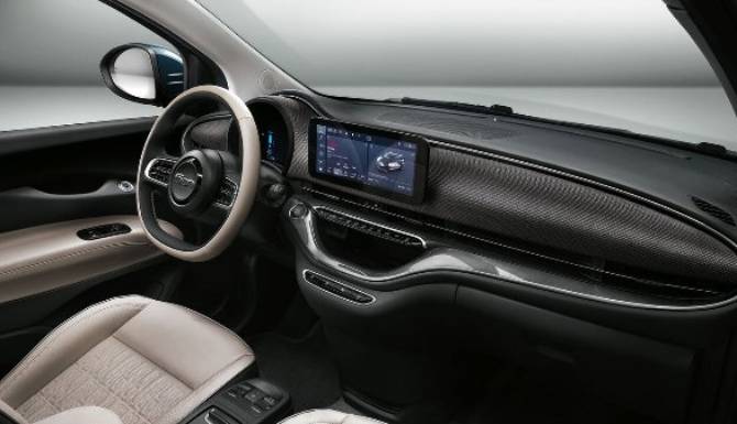 fiat 500 e interior view