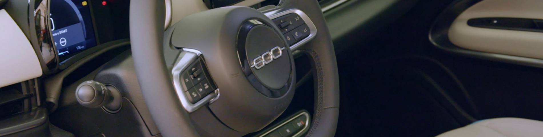 fiat 600 steering wheel and interior