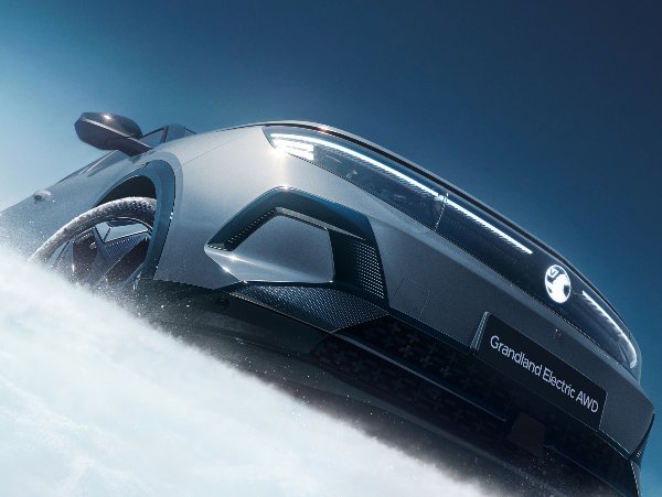 Car driving through the snow