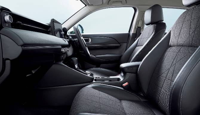 Honda - HRV Hybrid - Interior - 2
