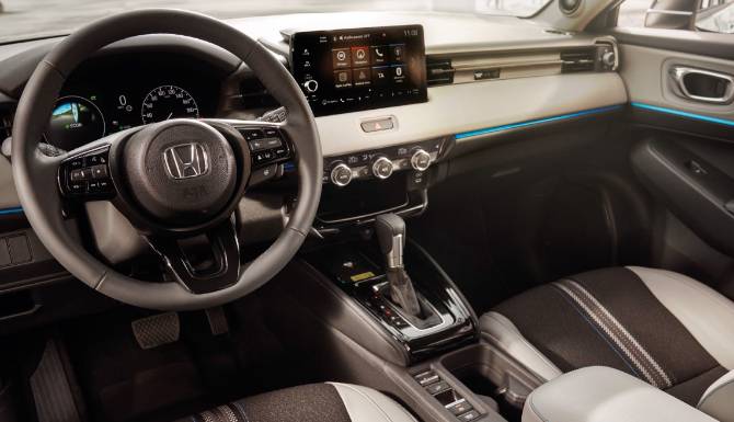 HR-V steering wheel interior