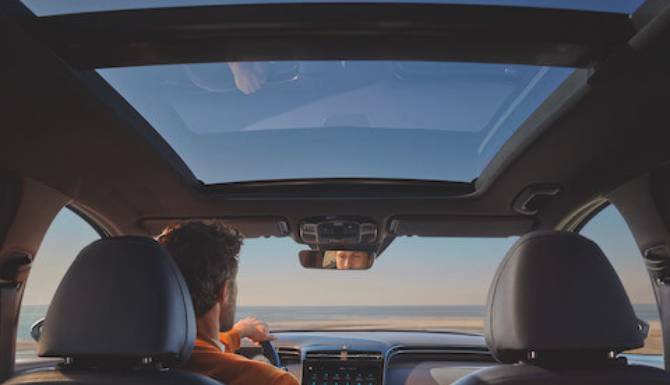 Hyundai Tucson Panoramic sunroof