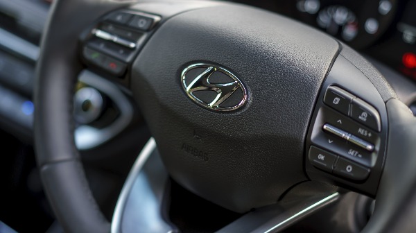 i30 Steering wheel controls