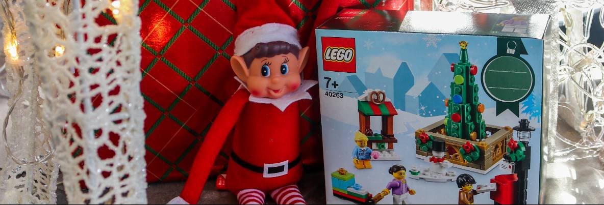 Lego christmas town square shop