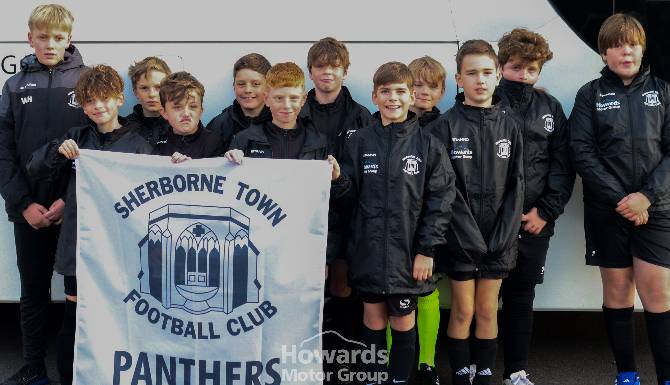 Howards Sponsorship of Sherborne Town FC Panthers U11s for the 2023 / 24 Season 
