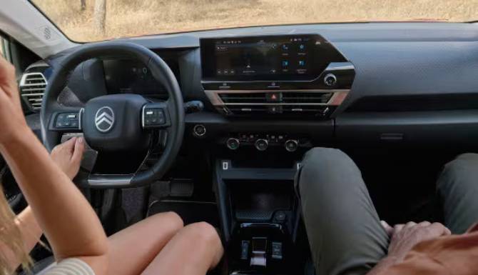 c4 infotainment system