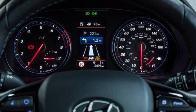 hyundai i30n drivers dash display