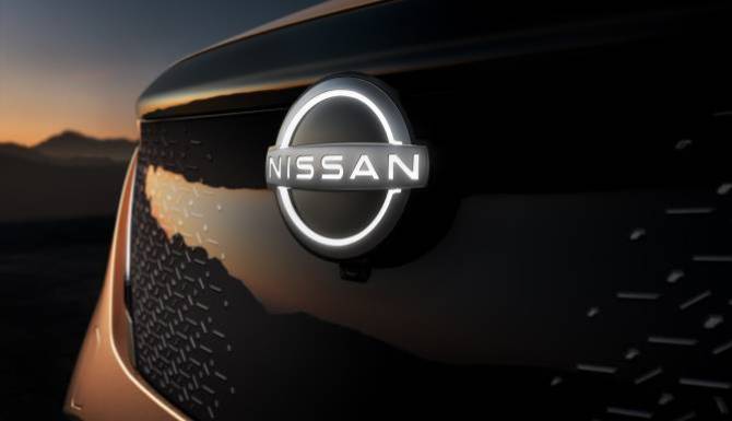 Nissan Ariya grille