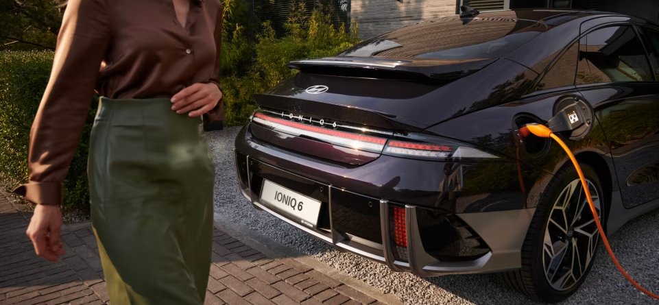 IONIQ 6