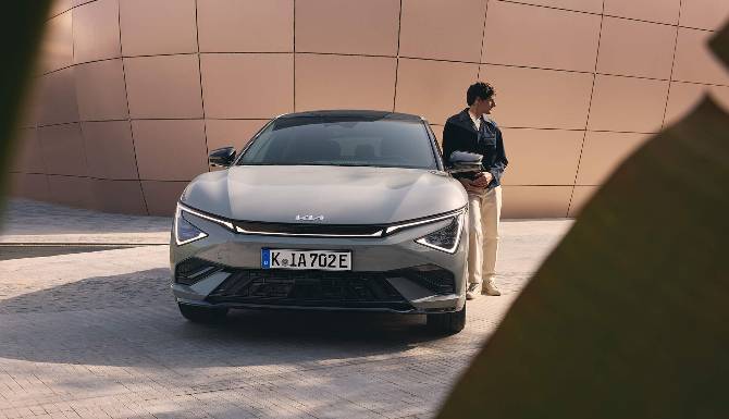 kia ev6 front view