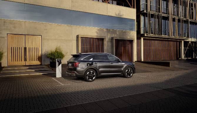 Kia sorento public charging image