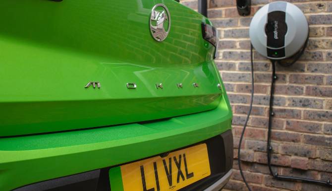 Mokka charging ports