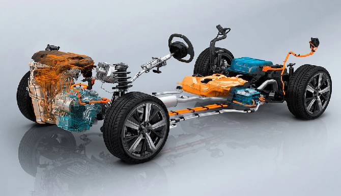 New Peugeot 308 hybrid system in detail