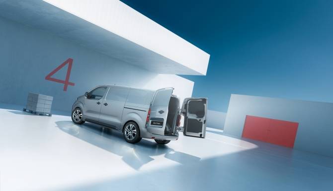 Vivaro Van with Rear Doors Open