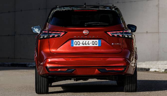 nissan qashqai rear lights