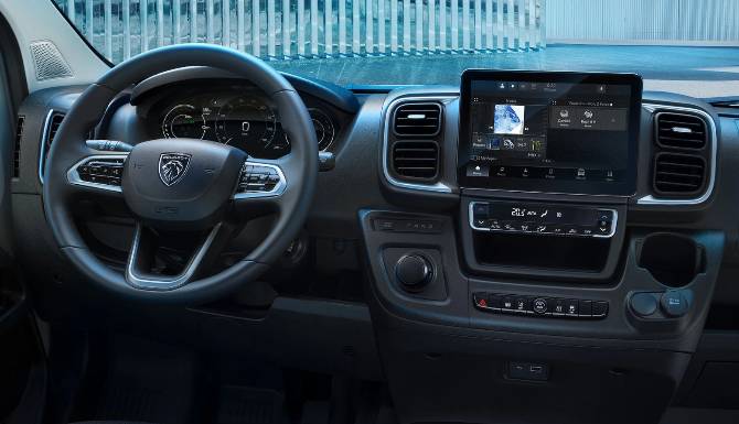 Peugeot E-Boxer interior
