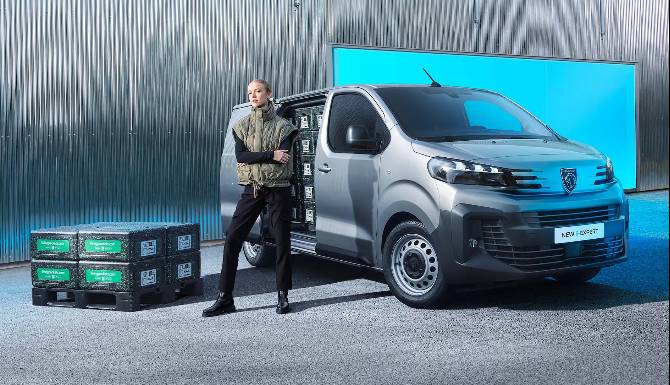 Peugeot E-Expert exterior