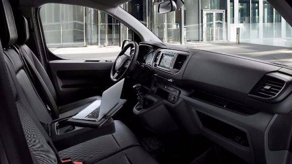 Peugeot Expert Interior