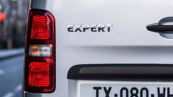 Peugeot Expert rear light