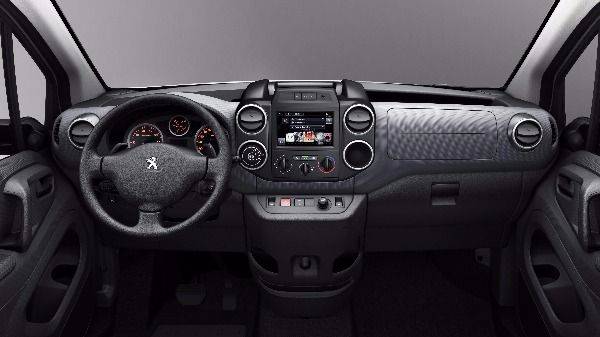 Peugeot Partner dashboard