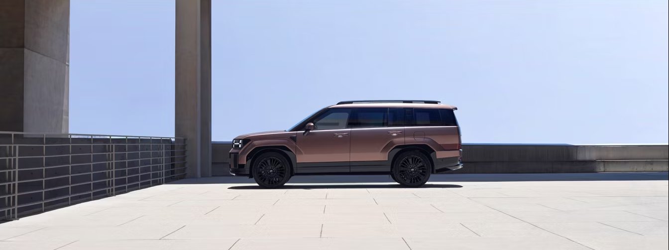 santa-fe side view