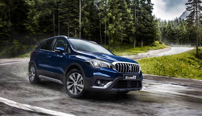 Suzuki S-Cross On The Road