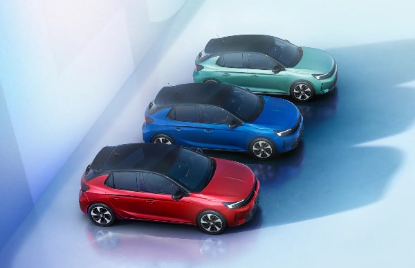 three cars in a line one green, blue and red