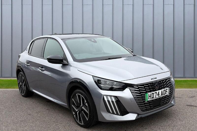 PEUGEOT E-208