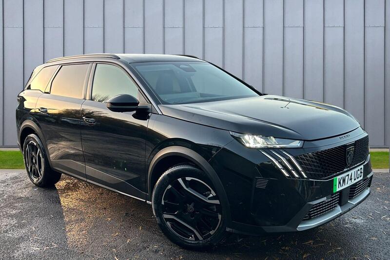 PEUGEOT E-5008