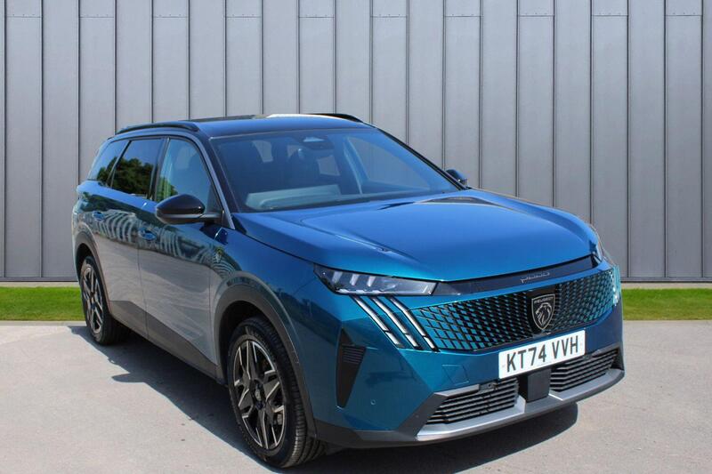 PEUGEOT 5008
