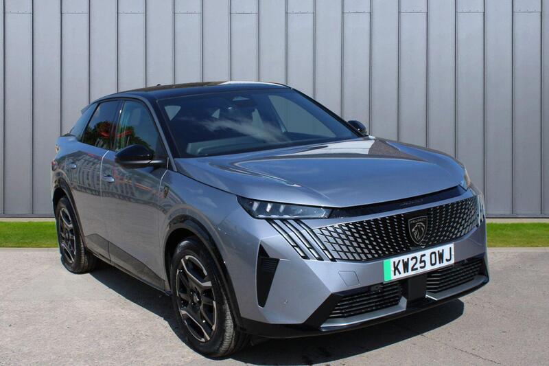 PEUGEOT E-3008