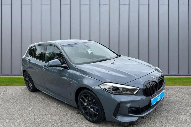 BMW 1 SERIES
